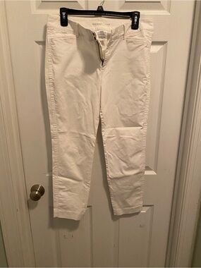 Old Navy Pixie White Stretch Crop Pants